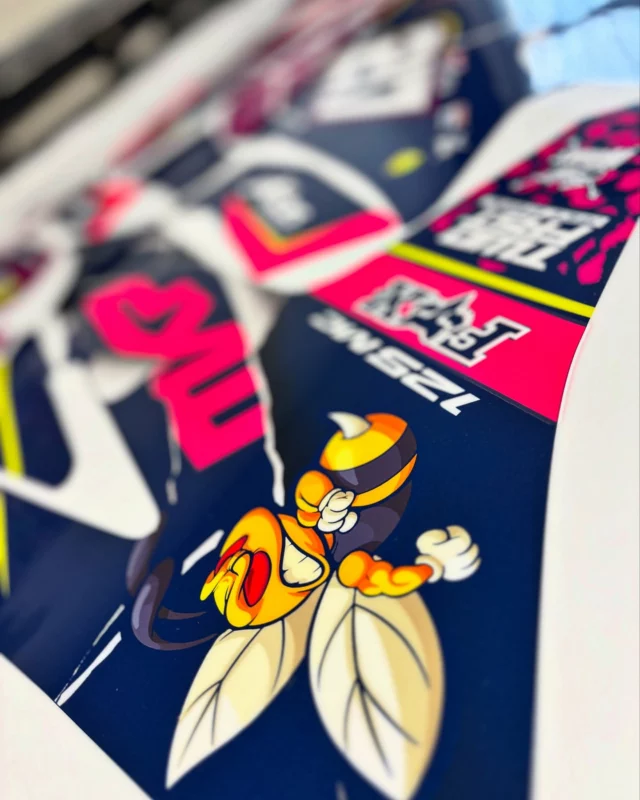 🖇️ Kit déco 100% personnalisé pour Gasgas
📌 Options : rose fluo
🖥️ : www.splitworks.fr
‌
#mx #motocross #graphic #kitdeco #mxgraphics #mxdecals #motocrossgraphics #supermoto #supermotard #motolife #mxlife⁣⁣⁣⁣⁣⁣⁣⁣⁣⁣⁣⁣
#impression #publicity #publicite #ride #dirtbike #motorcycle #stickers #print #design #splitworks